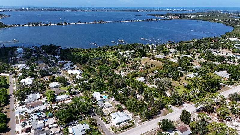 Manatee County residents comment on proposed short-term rental ordinance