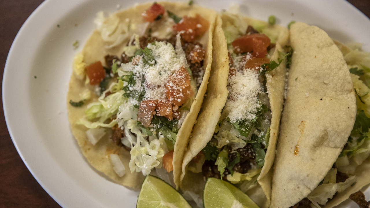 Popular Versailles restaurant offers traditional, authentic Mexican food