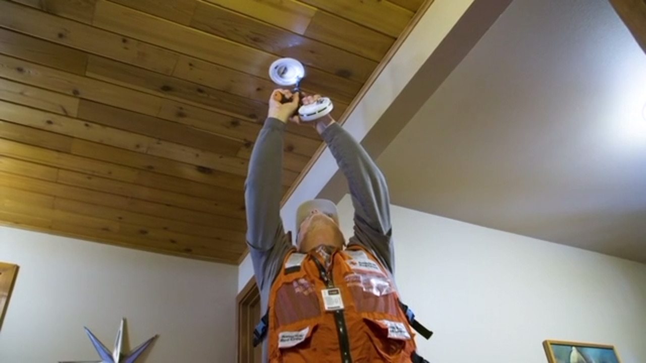 Save a life: volunteer to install free smoke alarms