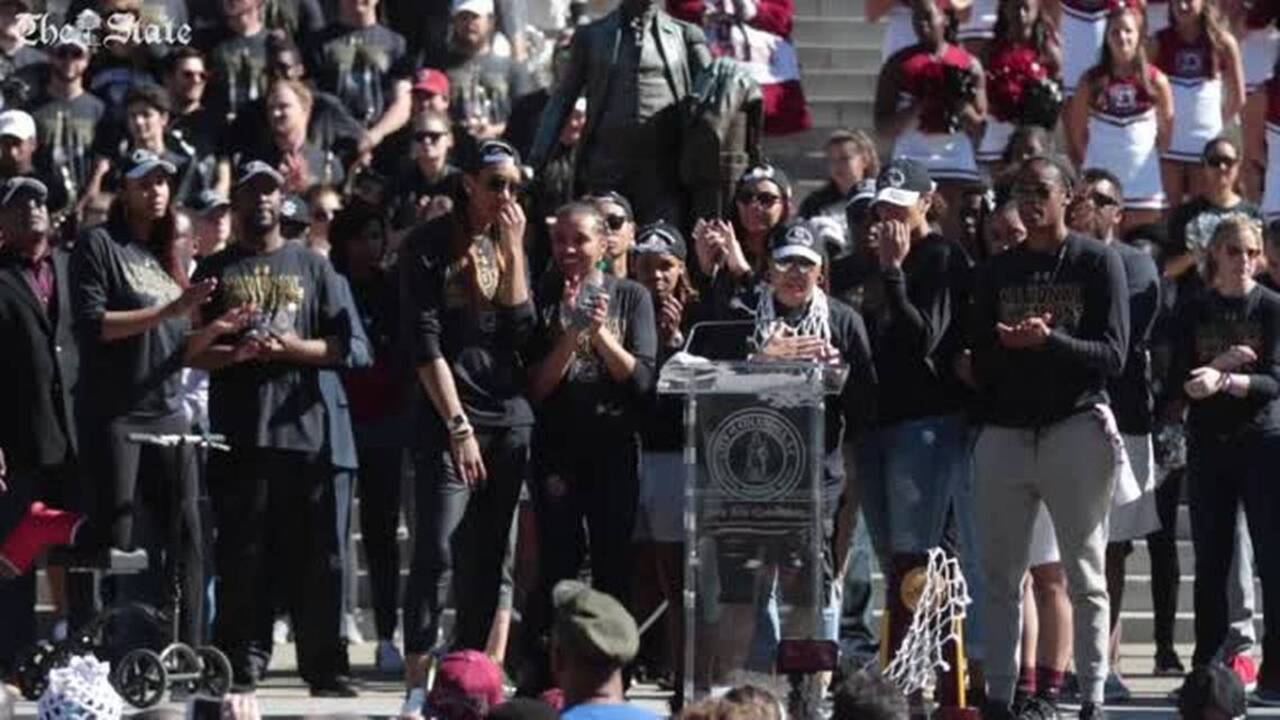 Dawn Staley unites all Gamecocks