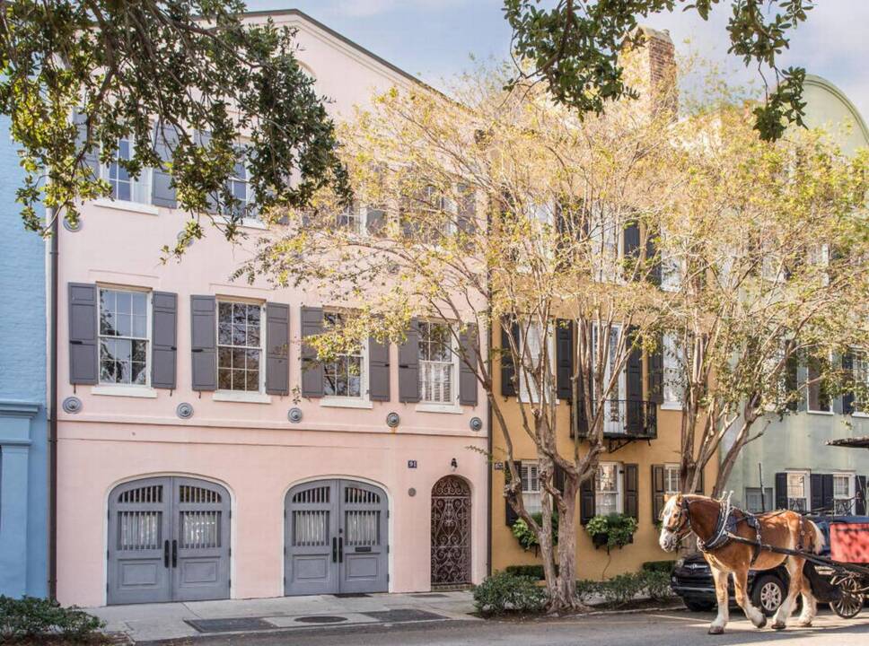 Ever wanted to peek inside Charleston’s Rainbow Row? Home built in 1787 for sale