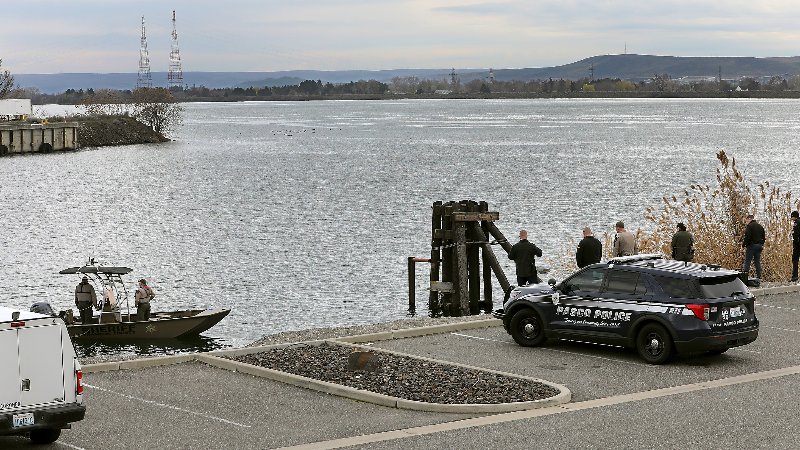 Deputies investigating body found in Columbia River in Port of Pasco