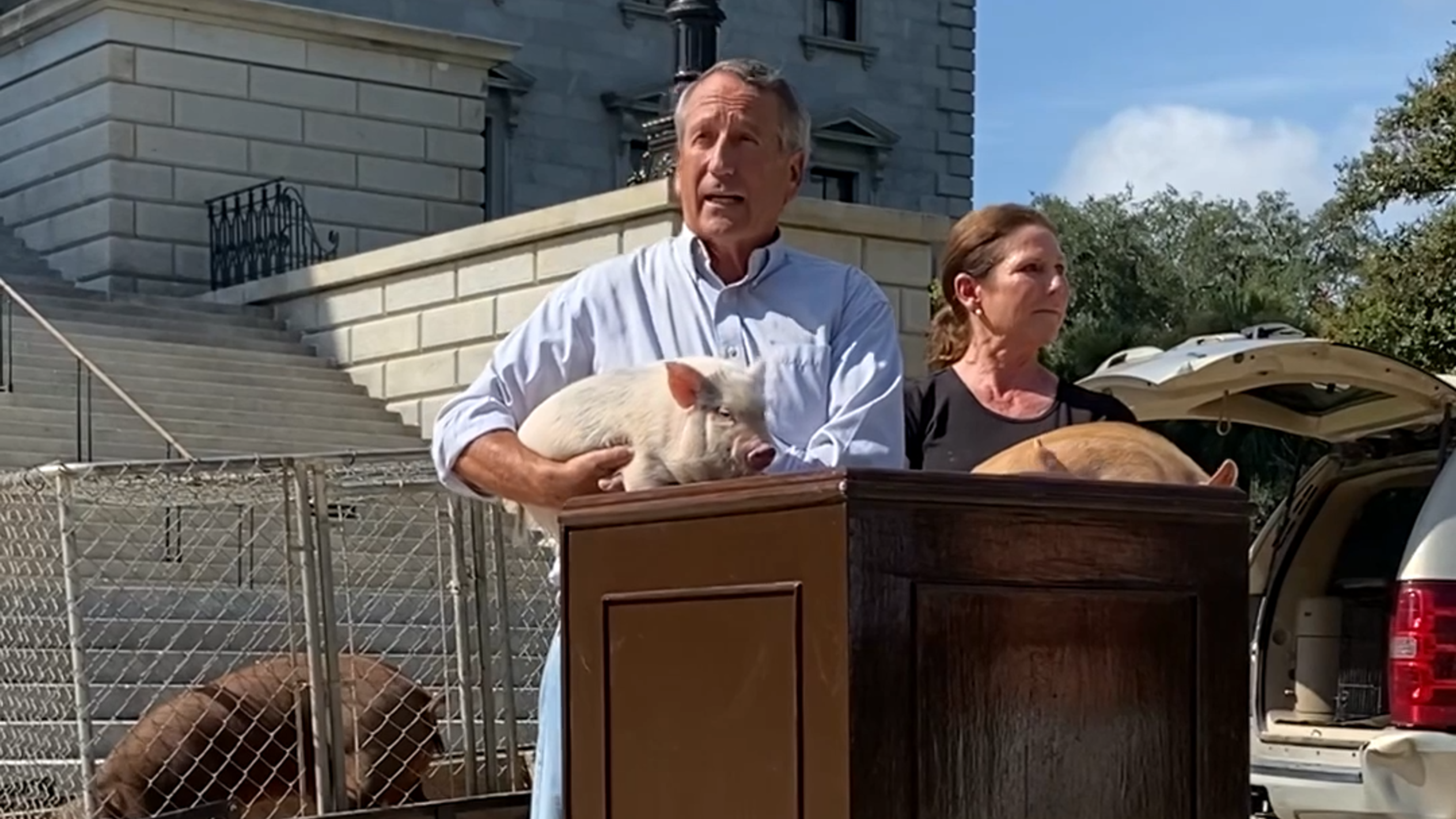 Former SC Gov. Mark Sanford returns to State House with pigs