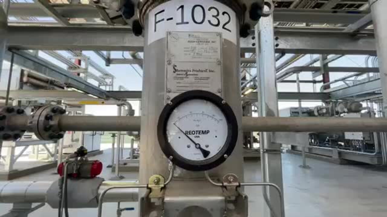 California set a goal for dairy manure’s role in climate change. Where does it stand?