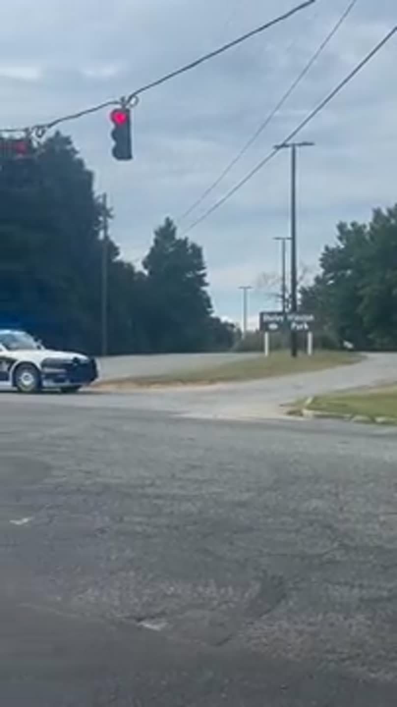 Sheriff's office at the scene of fatal Columbus shooting