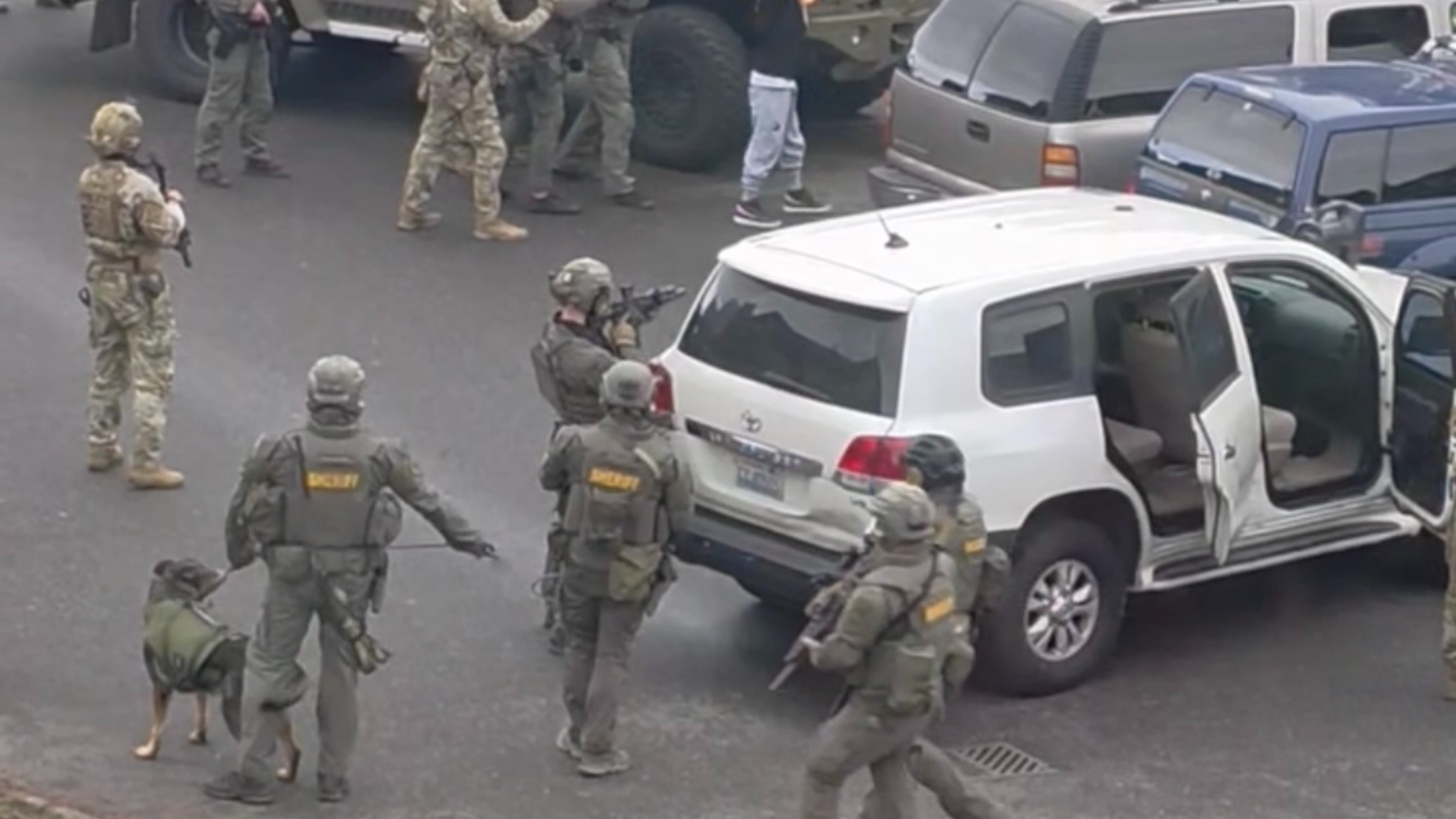 VIDEO: Federal officers, armored vehicle used to arrest man from Whatcom County home