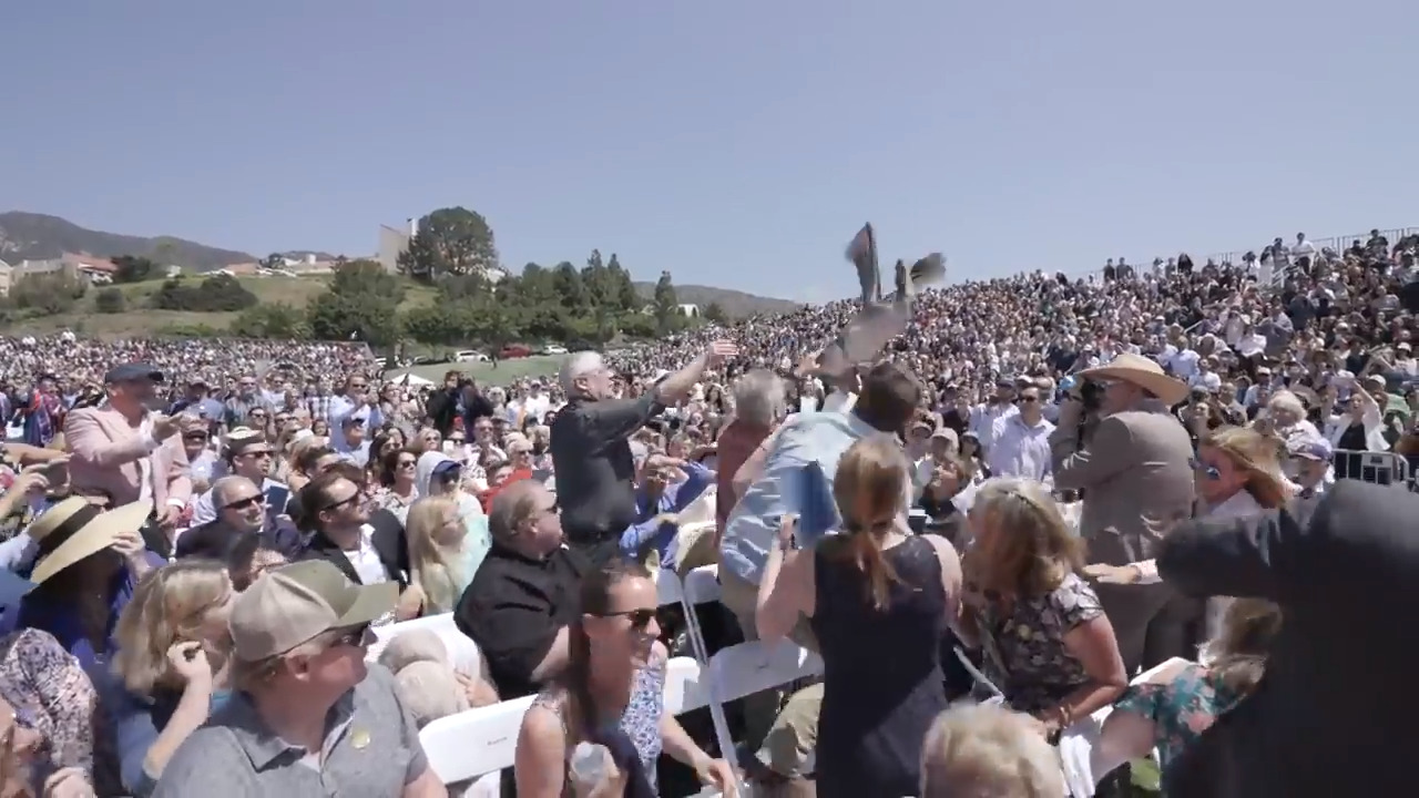 Watch pelicans swoop into crowd at Pepperdine graduation ceremony