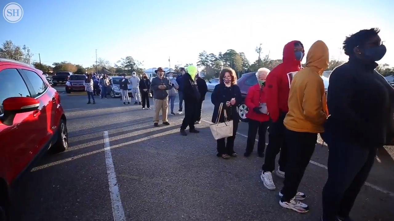 Views from readers: Parking woes + Congressman Palazzo