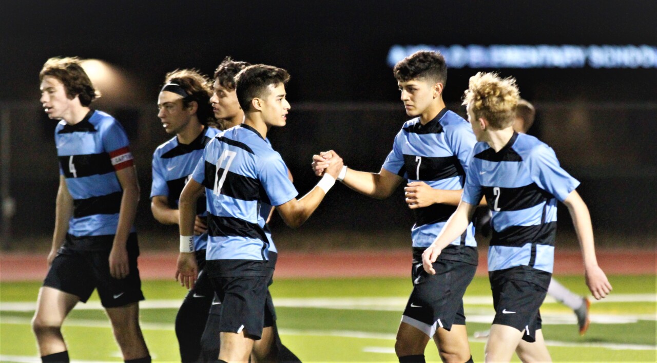 Two of Kansas’ three undefeated teams fight to 10-goal finish