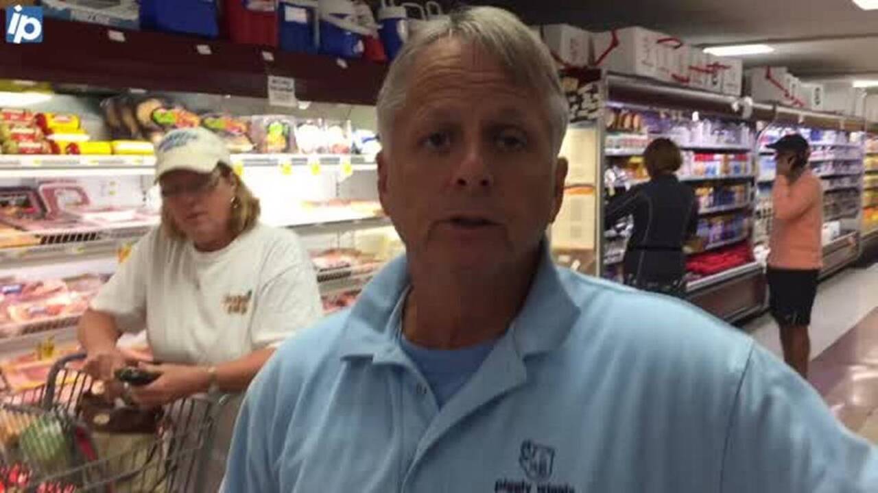 Coligny Plaza’s Piggly Wiggly to stay open ‘as long as I have enough staff’