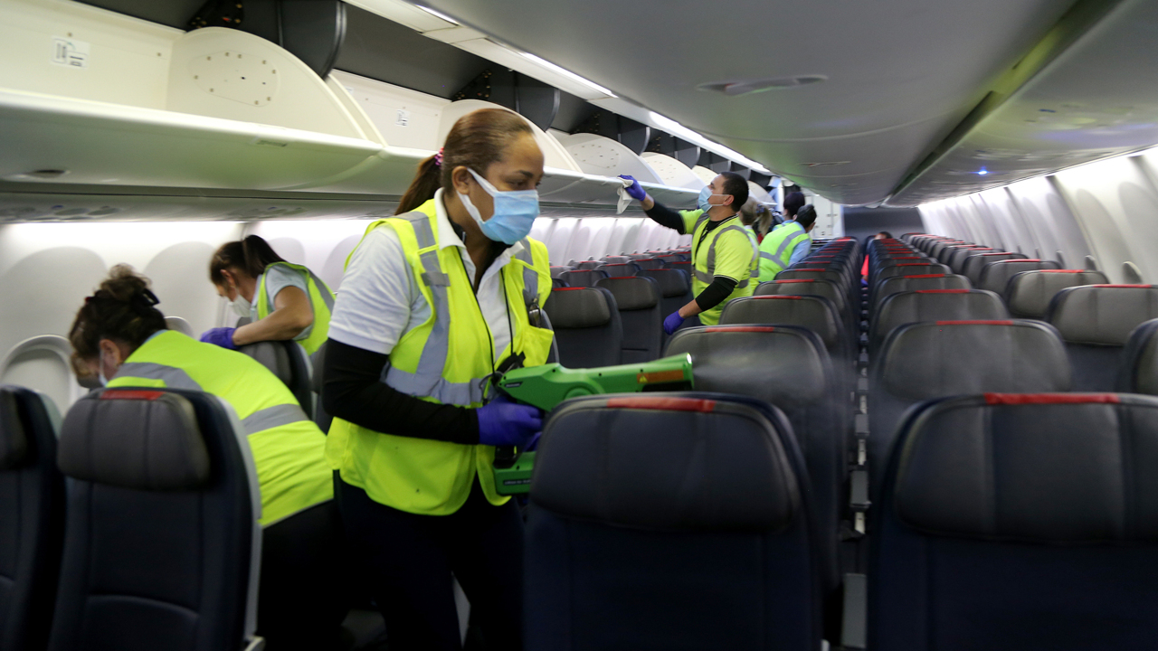 Labor Day weekend sets record for most people flying since pandemic hit, TSA says