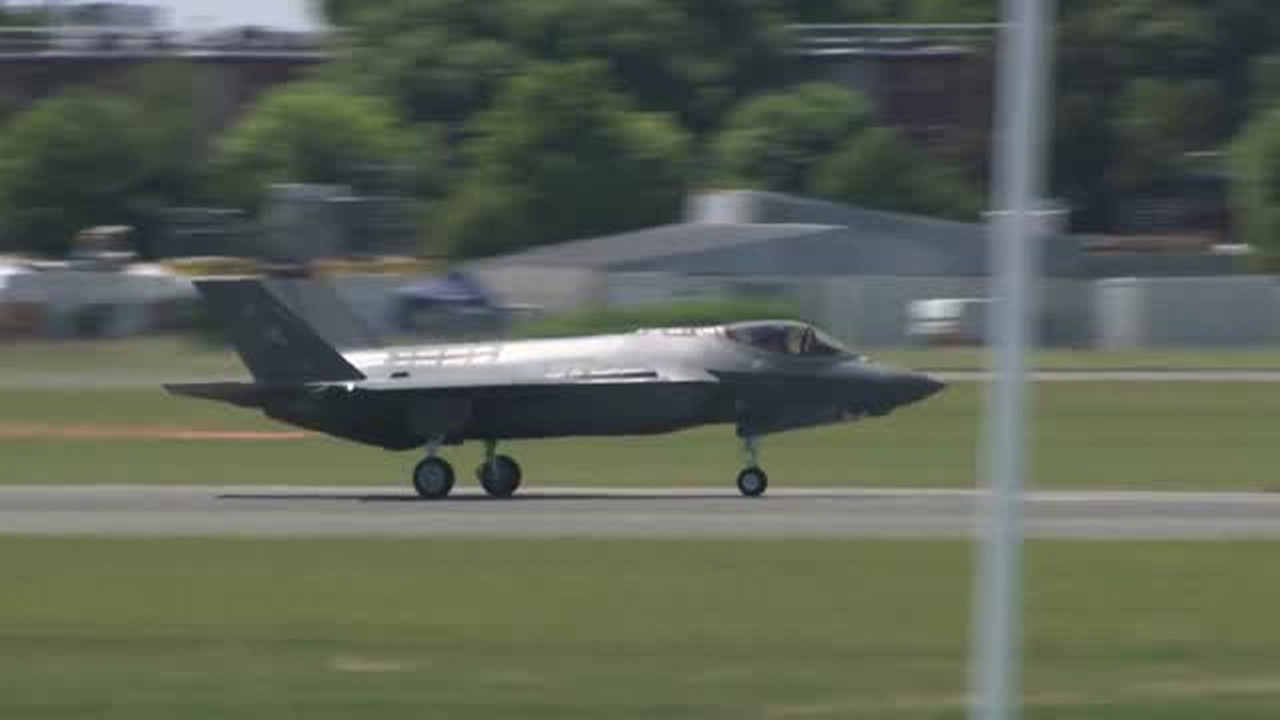 As tensions with Iran simmer, Lockheed Martin gets more money to build F-35 fighter jets