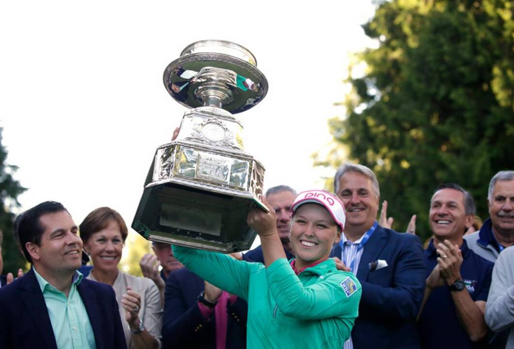 VIDEO: Canada's Brooke Henderson wins first LPGA major at Sahalee