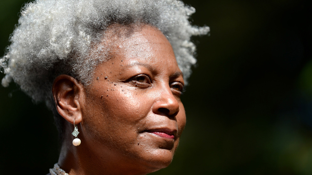 Huntersville breast cancer survivor urges people get mammograms