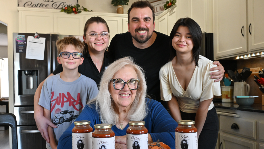 Clovis family finds lost gravy recipe for new jarred pasta sauce