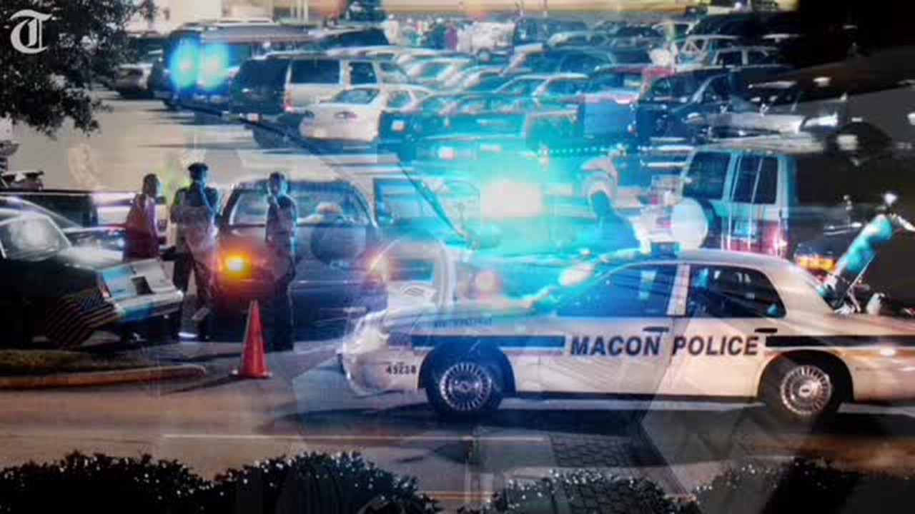 Cop Shop Podcast: A man walks into an IHOP in his boxer shorts ...