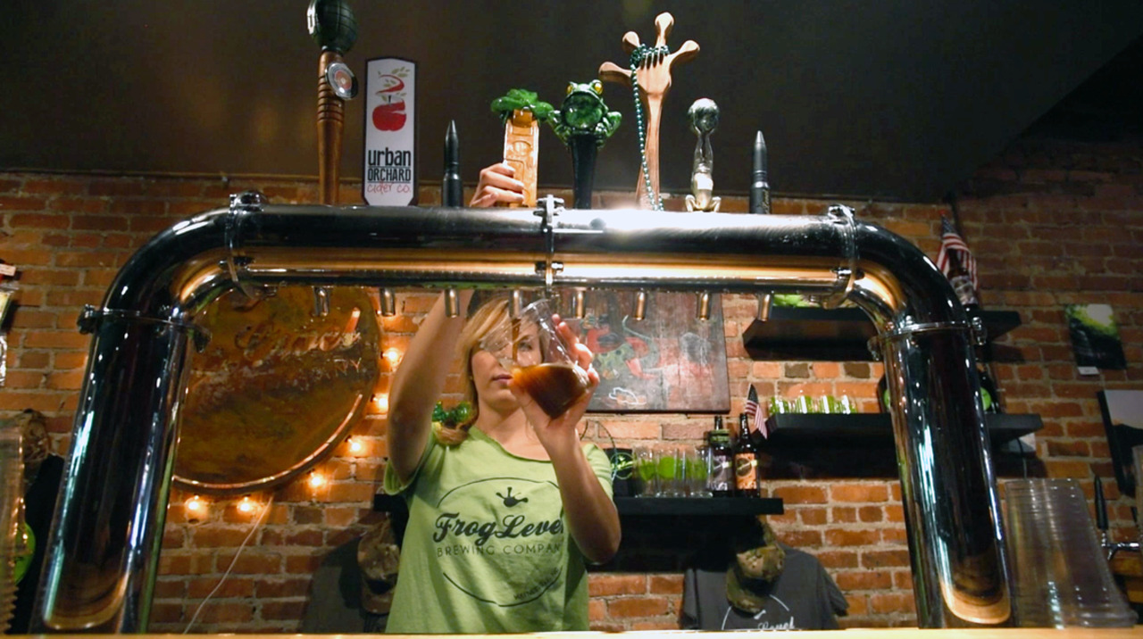 Waynesville beckons with barn quilts and cool brews