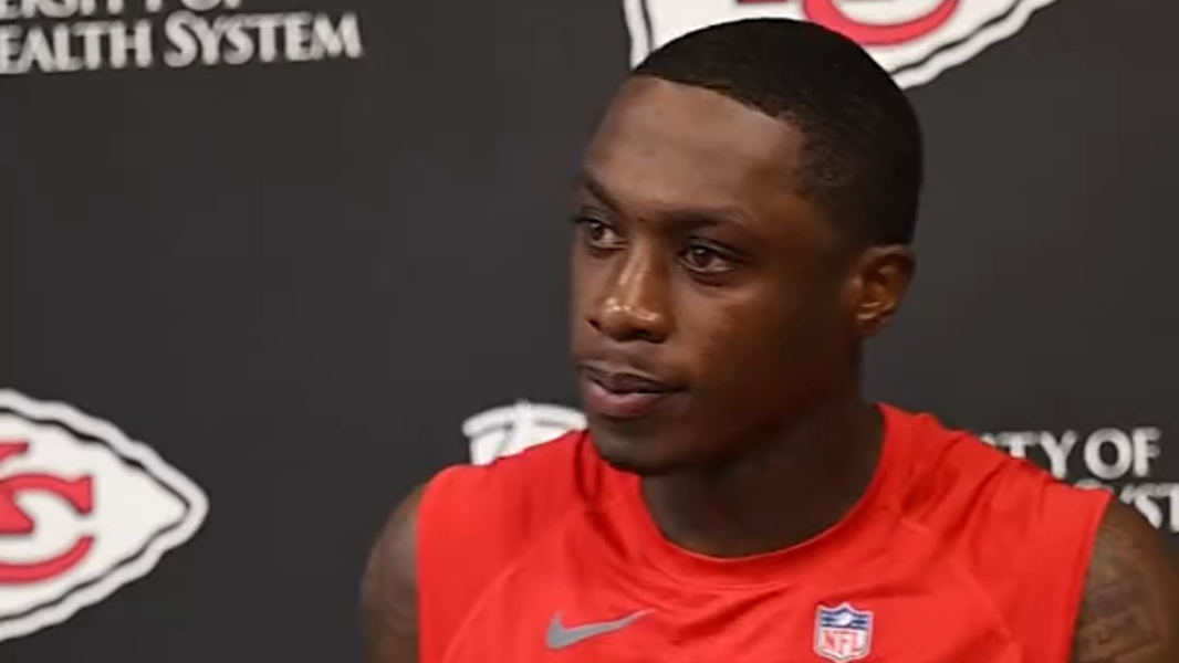 Chiefs WR Xavier Worthy discusses last season, bouncing back in 2026