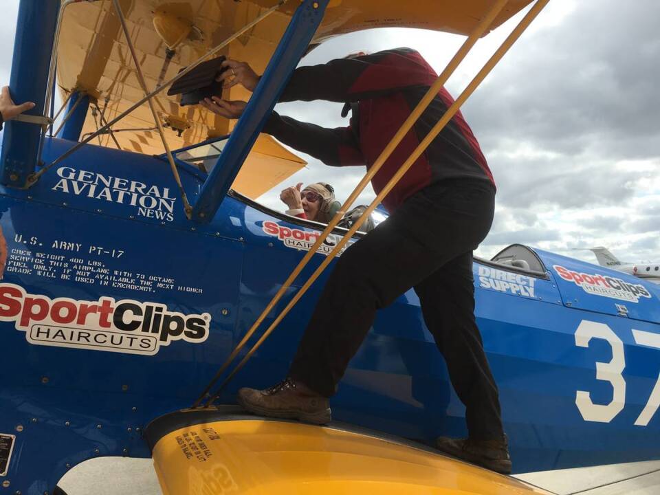 Seniors take to the skies with Ageless Aviation