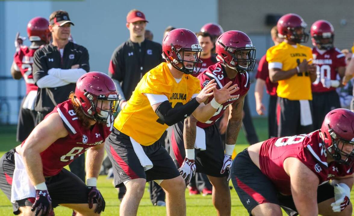 Gamecocks first open football practice of 2017 in 60 seconds