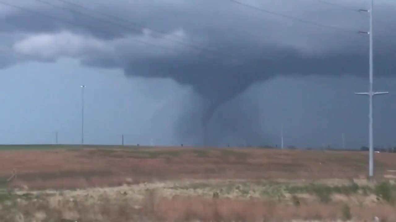 See raw footage of tornado spotted near Wichita, Kansas