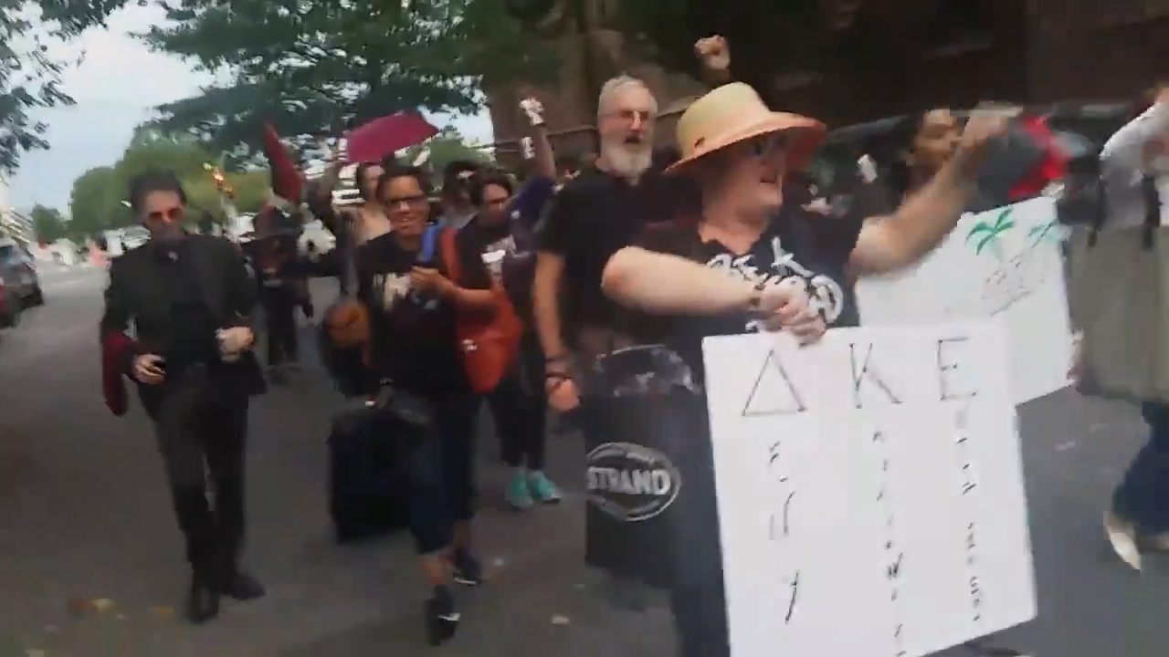 Protesters bring beer to Kavanaugh protest at Senate Leader’s house