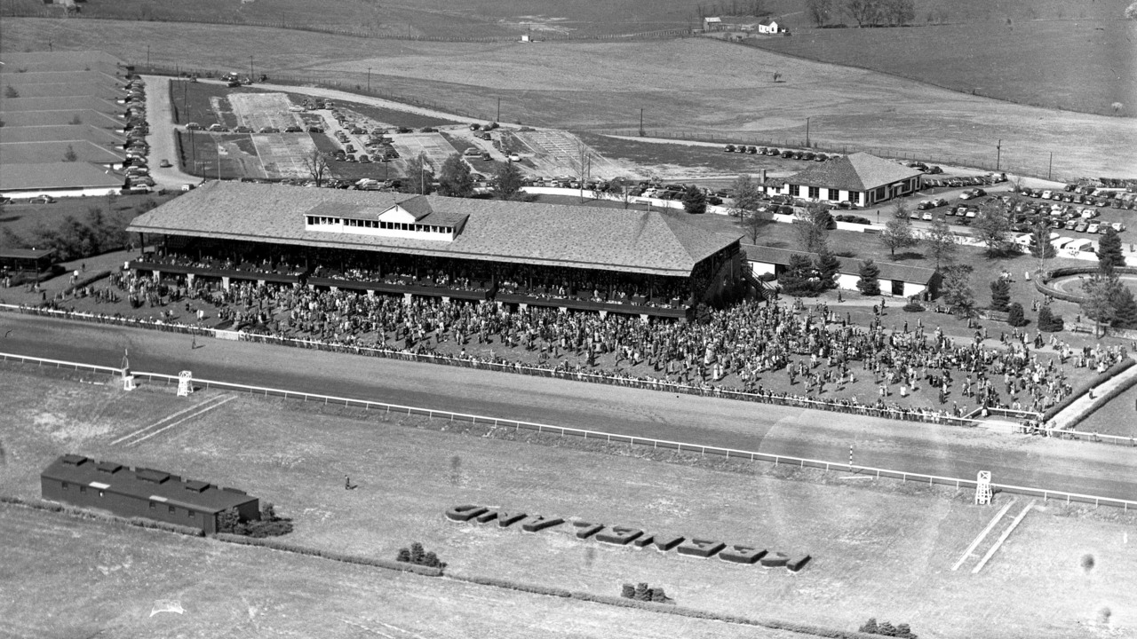 Photos tell the story of Keeneland’s history through the years