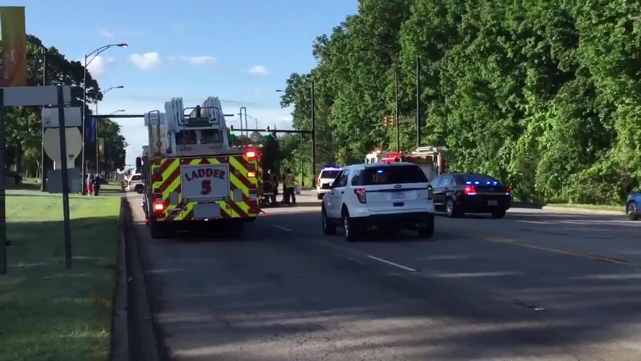 Fatal crash blocks northbound lanes of Anderson Road near York Technical College