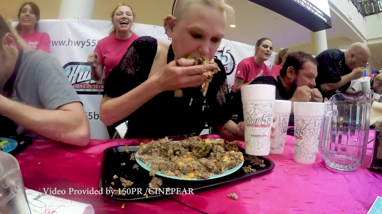 Watch Northern California mom eat 7 burgers at once