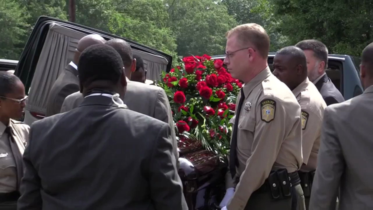 Body of the Rev. Clementa Pinckney arrives at St. John A.M.E. Church