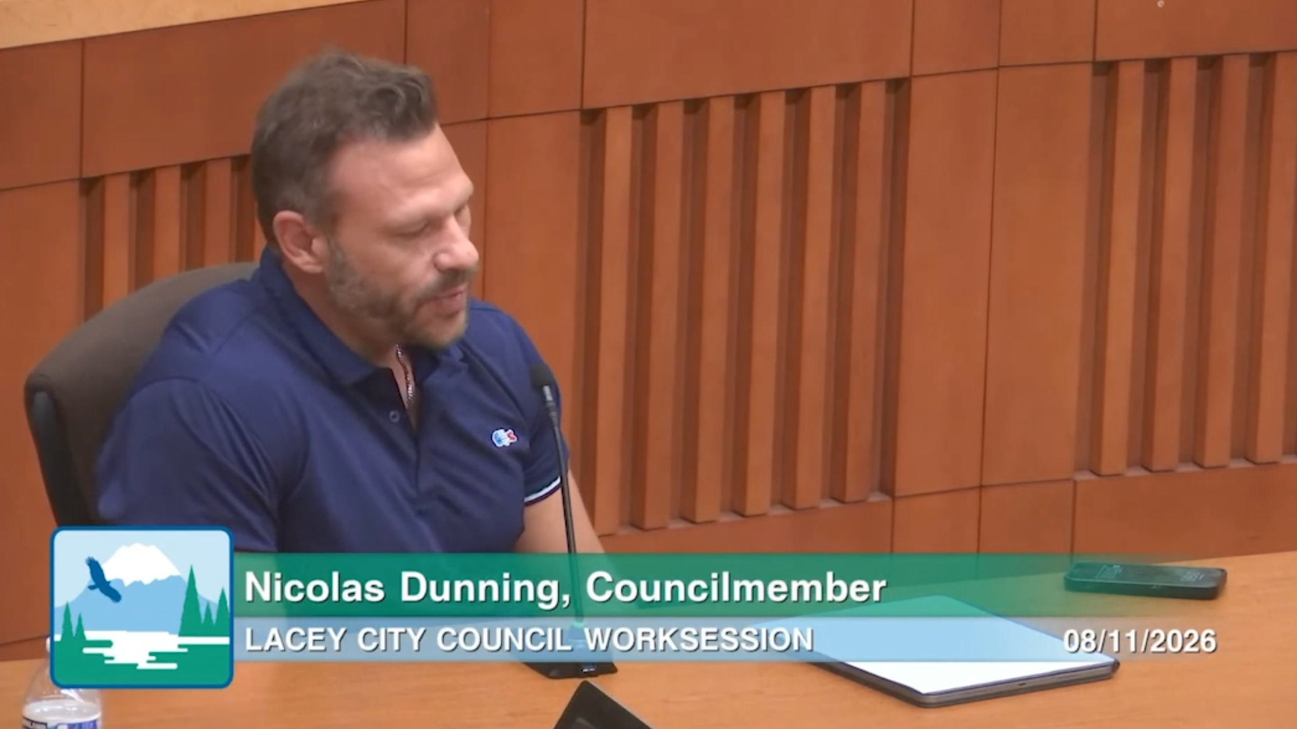 Lacey councilman announces he will step down