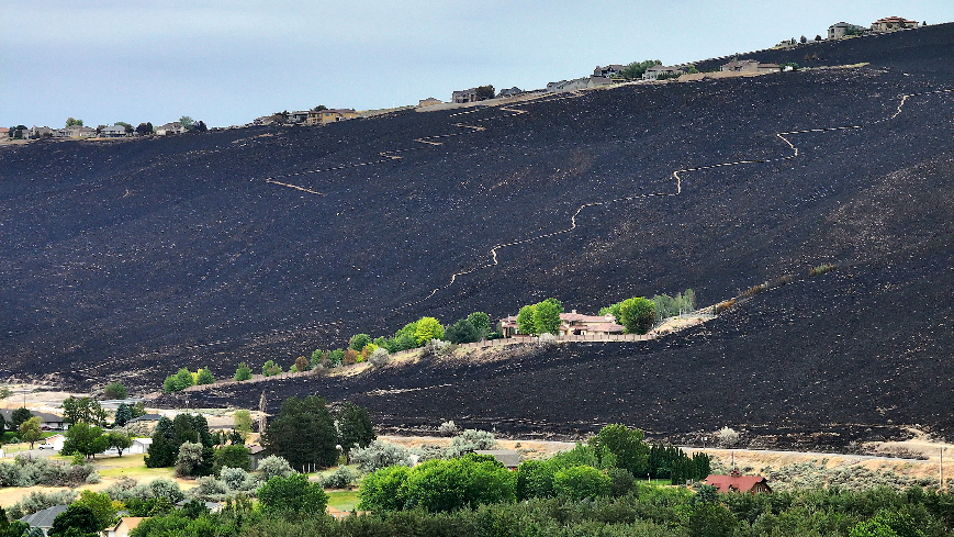 Evacuation order lifted as 1,700-acre Badger Canyon fire nearly contained