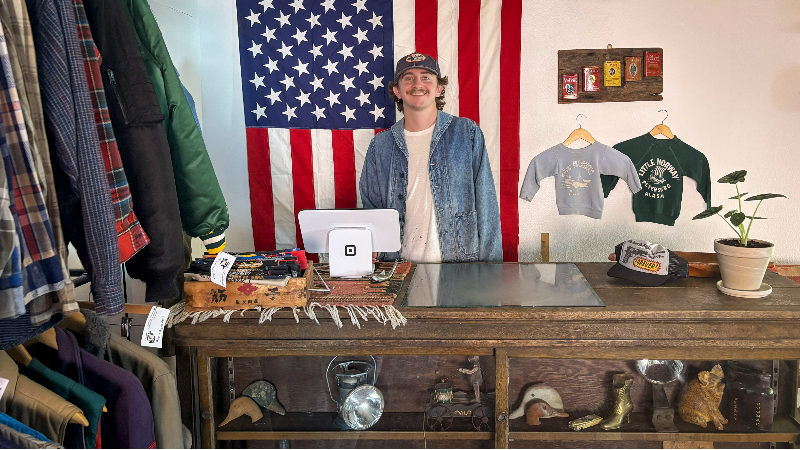 New vintage clothing store to open in downtown Puyallup