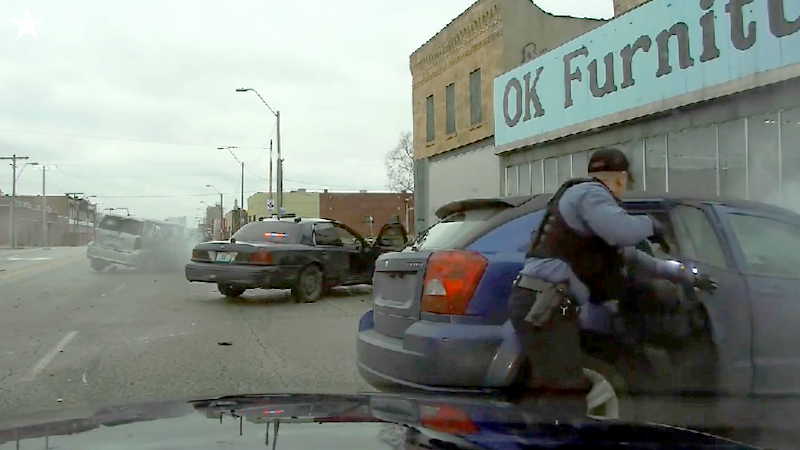 Video shows Kansas City police chase, crash that killed mother of 7
