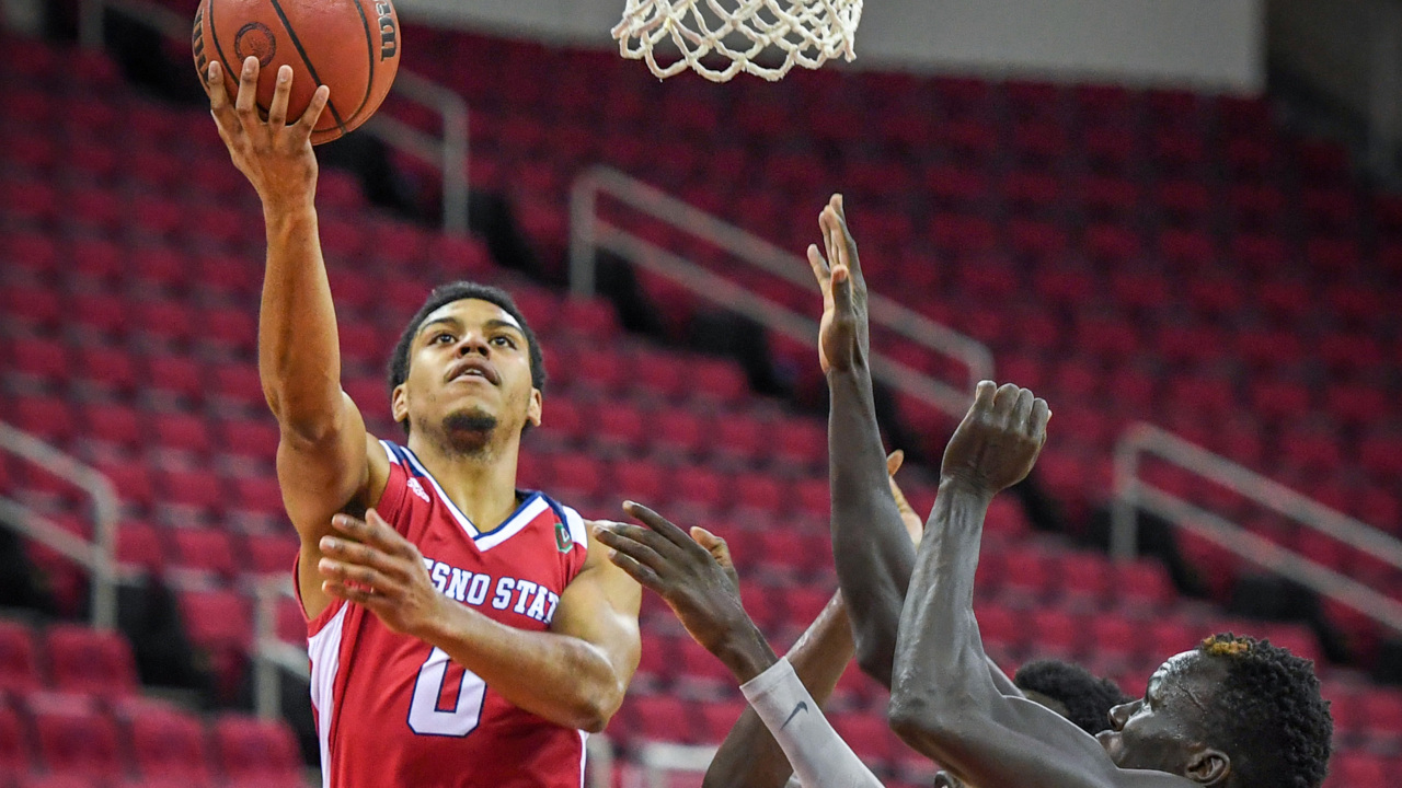 See what gave the Bulldogs an edge in win over Lobos