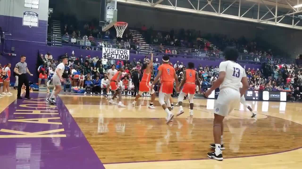 Collinsville vs. East St. Louis, Dec. 10, 2019