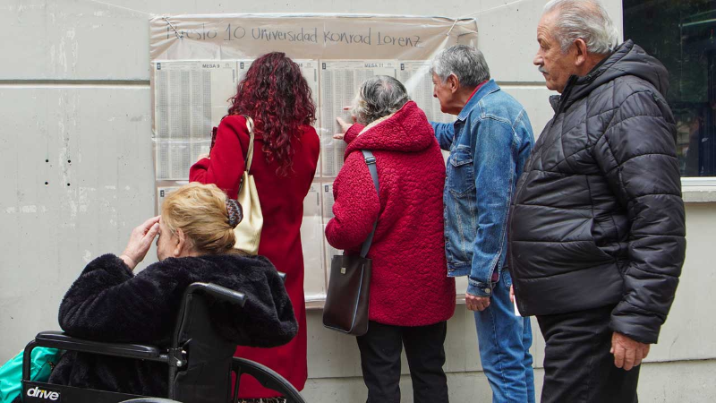 Colombians vote in election seen as referendum on nation’s direction