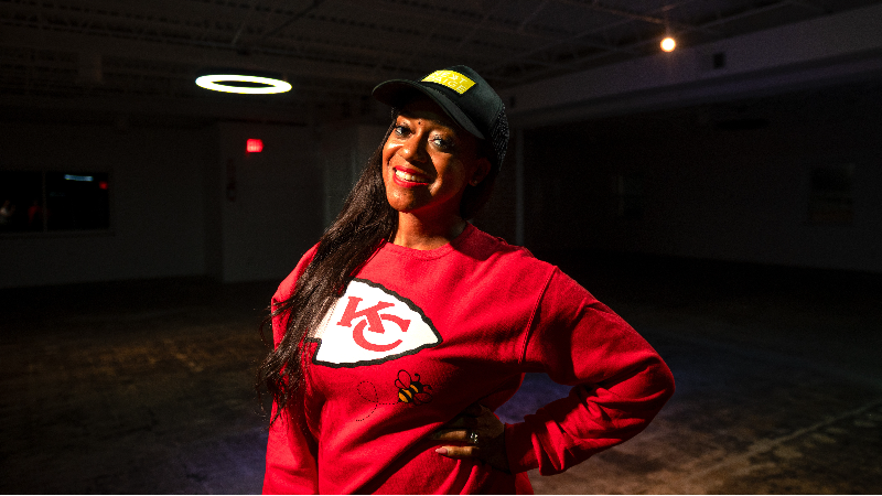Former Beyoncé background dancer brings Queen B's moves to KC | Kansas ...