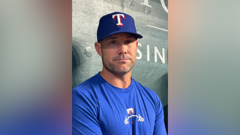 Rangers manager defends team during playoff push