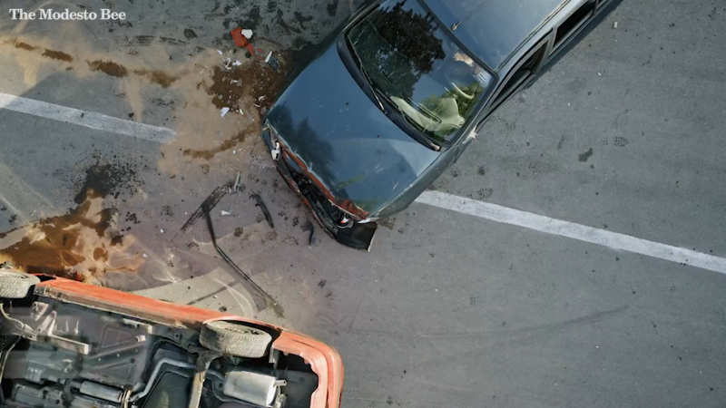 Can you go to jail for leaving your child alone in the car? What CA law says