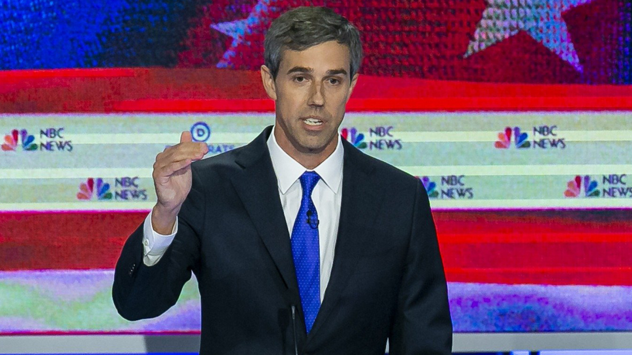 Dave Barry: Democrats arrive and Miami’s climate changes. It’s policy pollution!