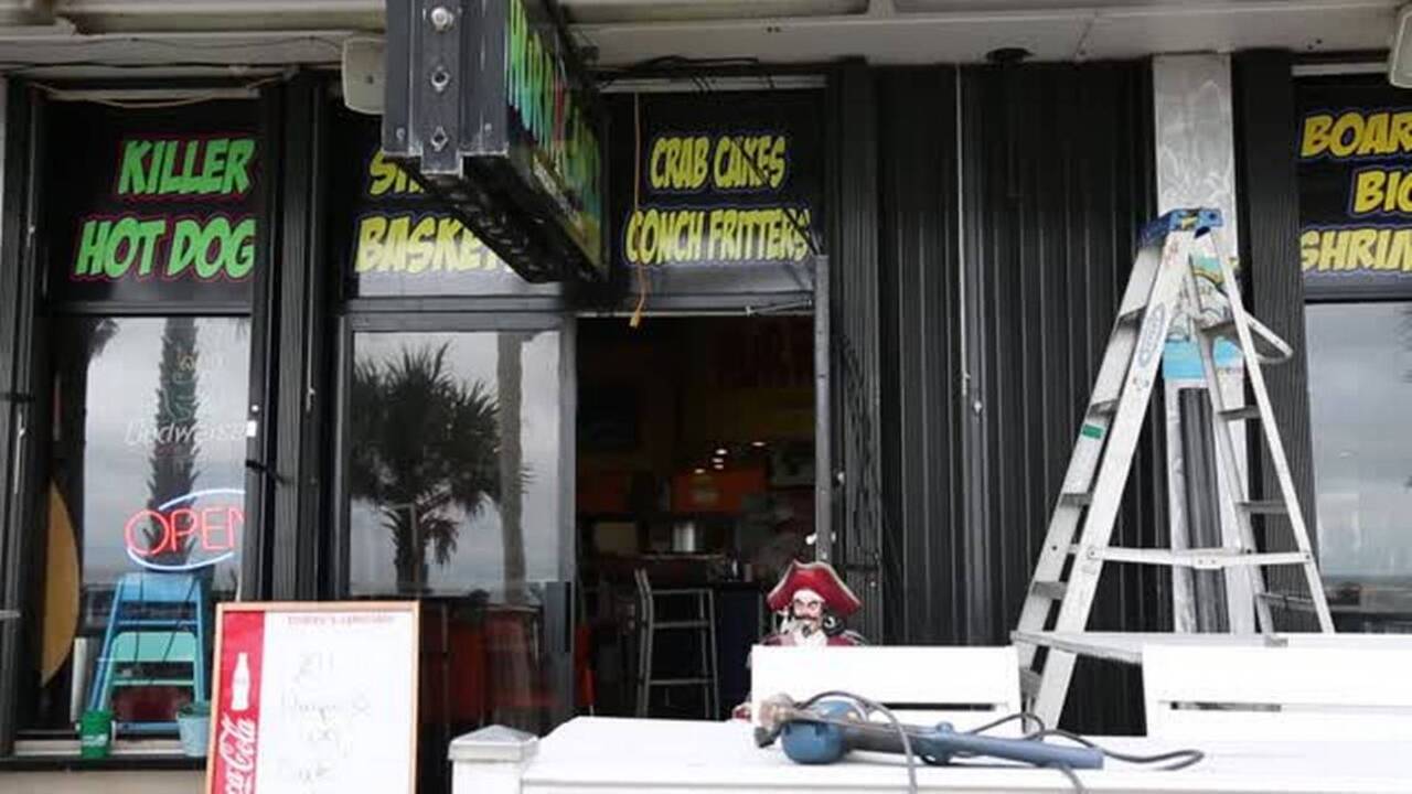 Myrtle Beach businesses gearing up for Hurricane Matthew