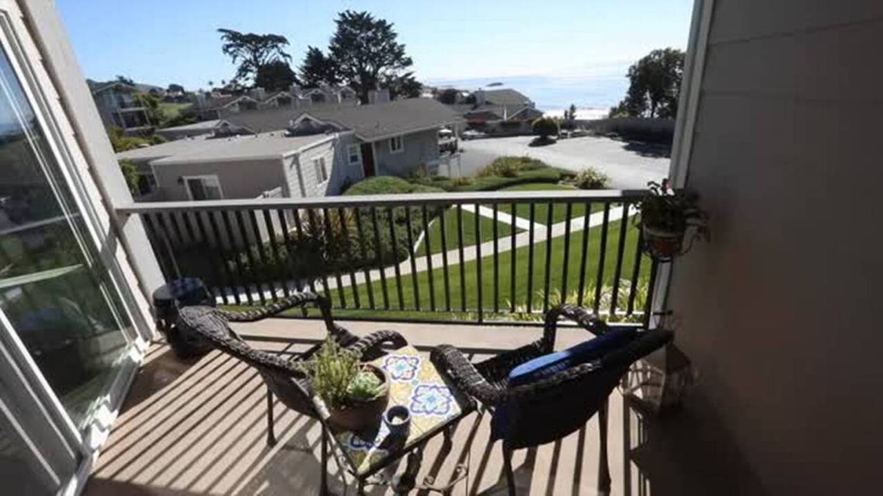 Tour a recently remodeled Pismo Beach condo