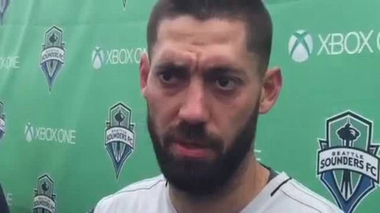Healthy Dempsey back to his old (hat) tricks