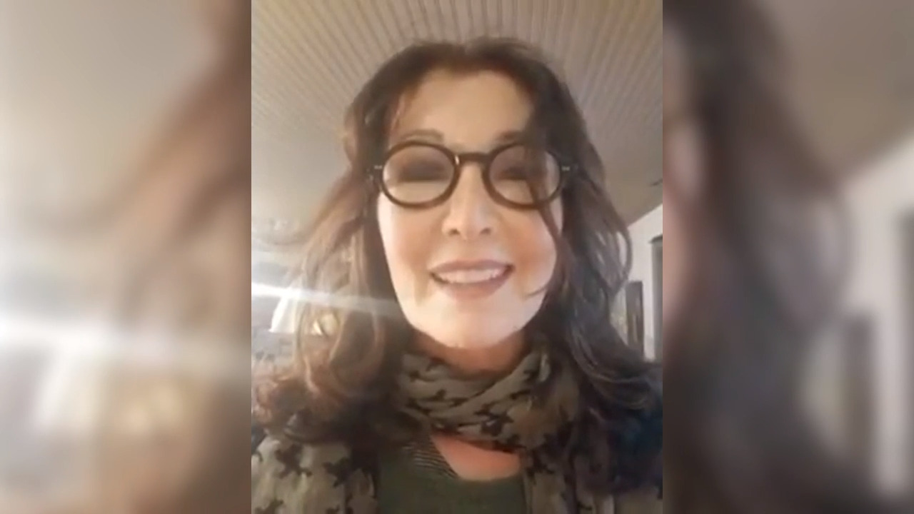 Broadway actress Joanna Gleason gives Houston County students words of encouragement
