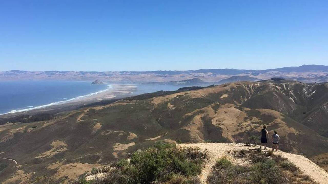 Take a hike to the top of Valencia Peak in Montaña de Oro