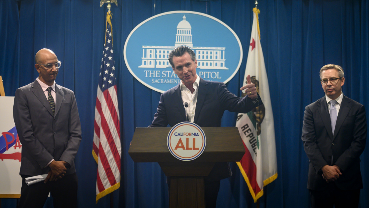 How can we best confront the rapid spread of vaping among young people? Influencers weigh in