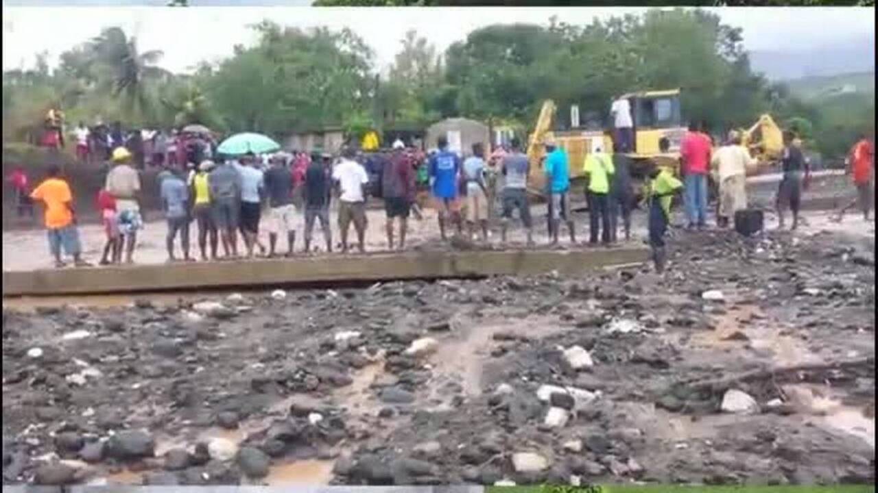 Haiti Interior minister: Tens of thousands of homes destroyed