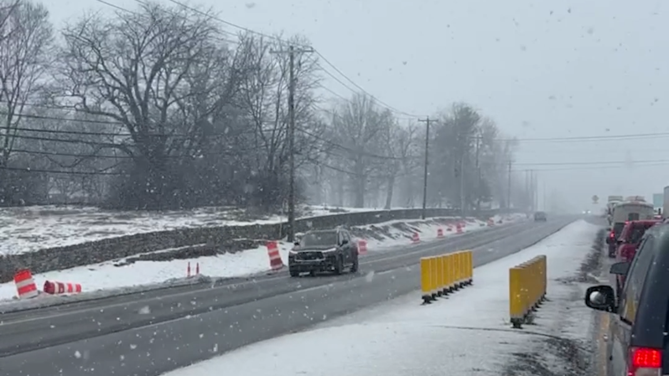 Lexington receives another round of snow showers Friday