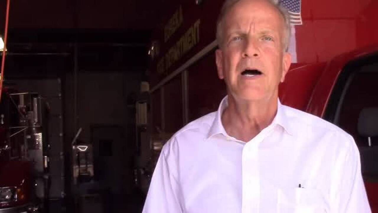 U.S. Sen. Jerry Moran visits after Eureka tornado